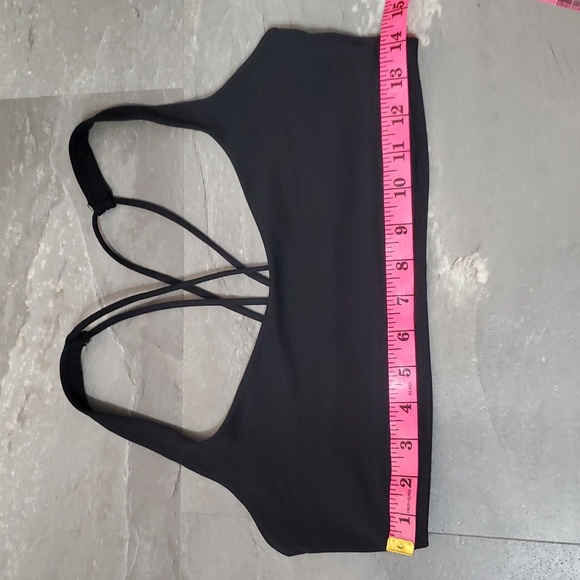 Lululemon Free To Be Bra. Black. Crossed Back. Non Padded. Size 10. - Picture 3 of 9